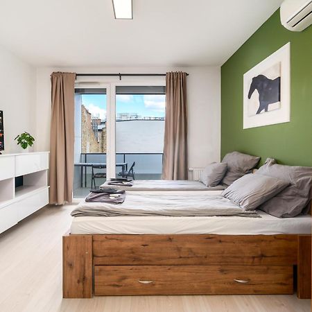 Atrium Residence Deluxe Suite-Free Parking Garage Same Building بودابست المظهر الخارجي الصورة