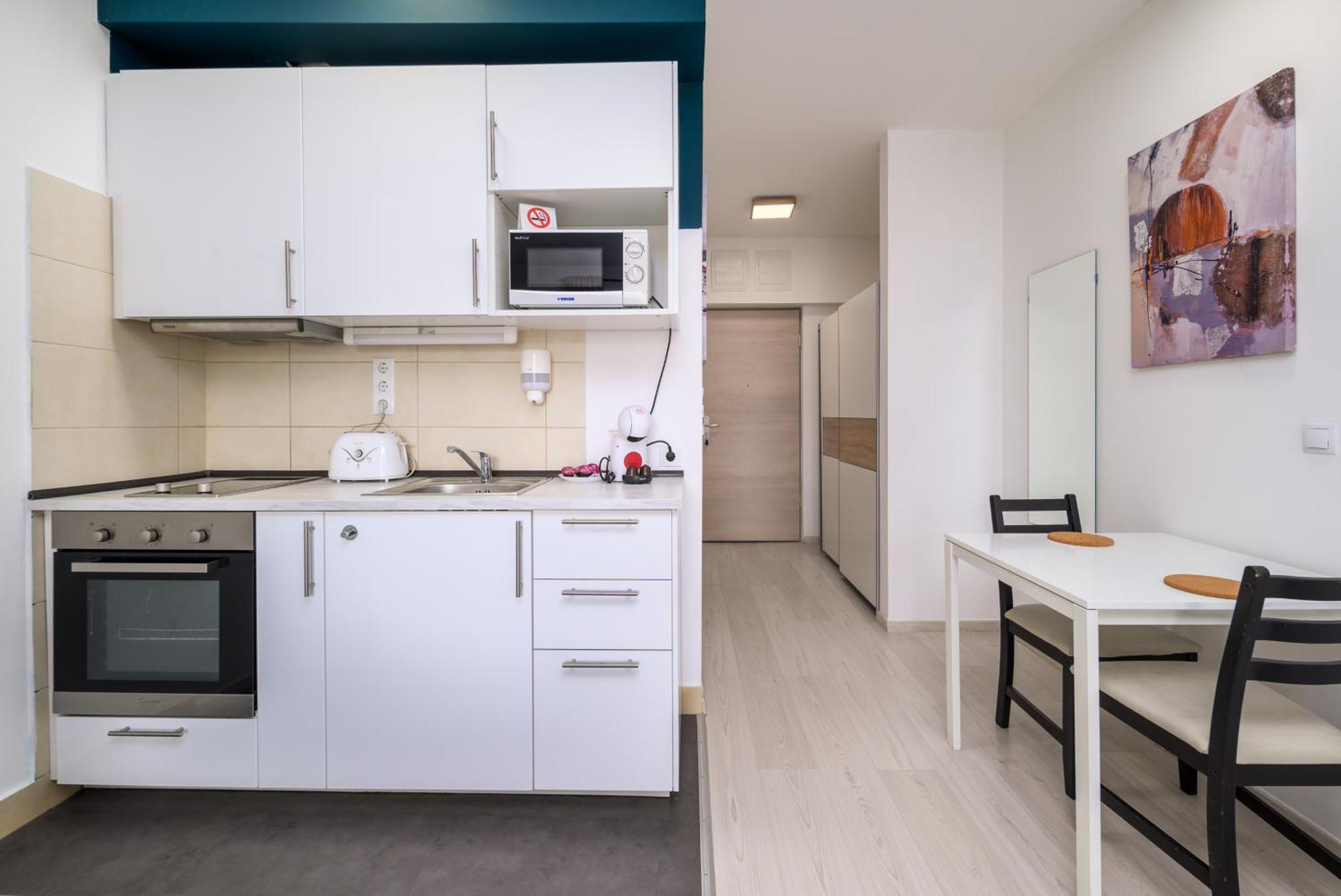 Atrium Residence Deluxe Suite-Free Parking Garage Same Building بودابست المظهر الخارجي الصورة