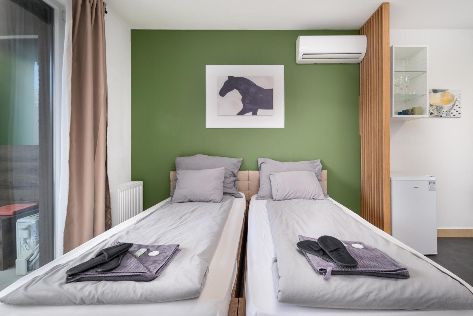 Atrium Residence Deluxe Suite-Free Parking Garage Same Building بودابست المظهر الخارجي الصورة